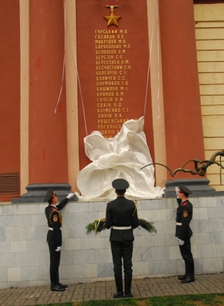 Новые имена появились на Стене Героев в Одессе (фото, видео)