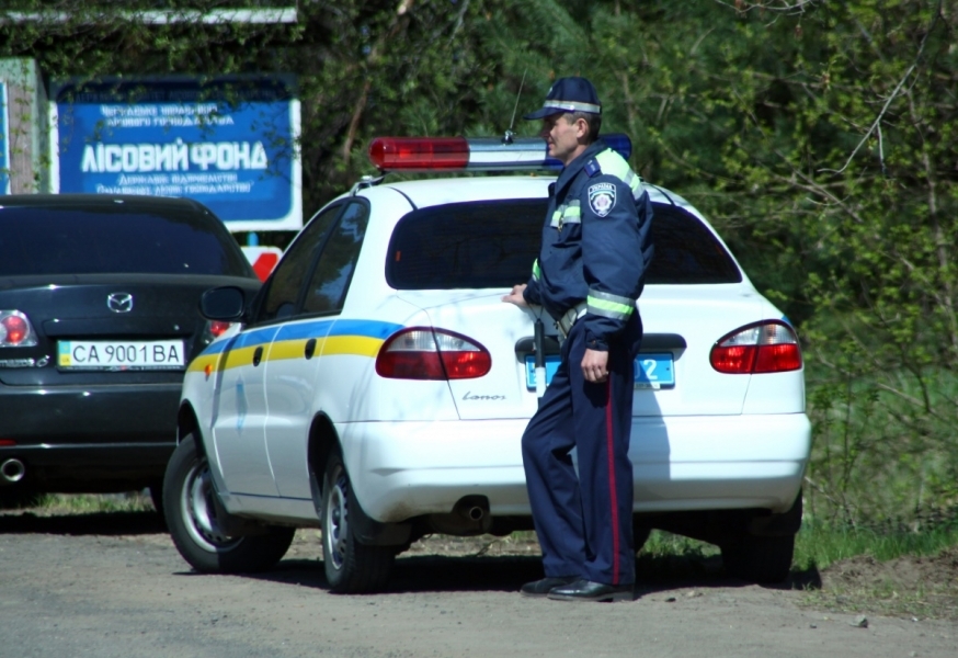 Госавтоинспекция проконтролирует движение возле одесских кладбищ на Проводы