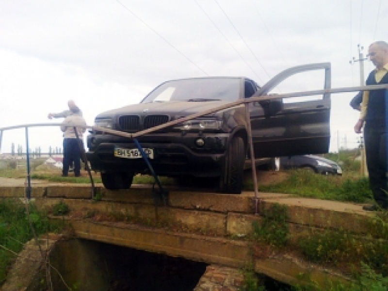 Водитель BMW, сбивший бабушку с внучкой в Коминтерновском районе Одесщины, взят под стражу