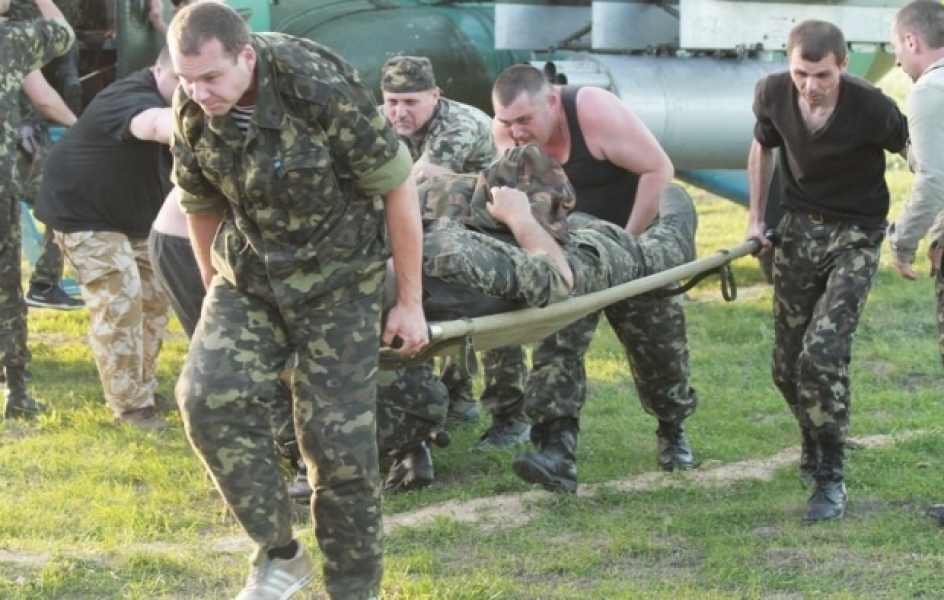 Военные медики из Одессы оказали помощь более 1,6 тыс. раненым военным в зоне АТО (фото)