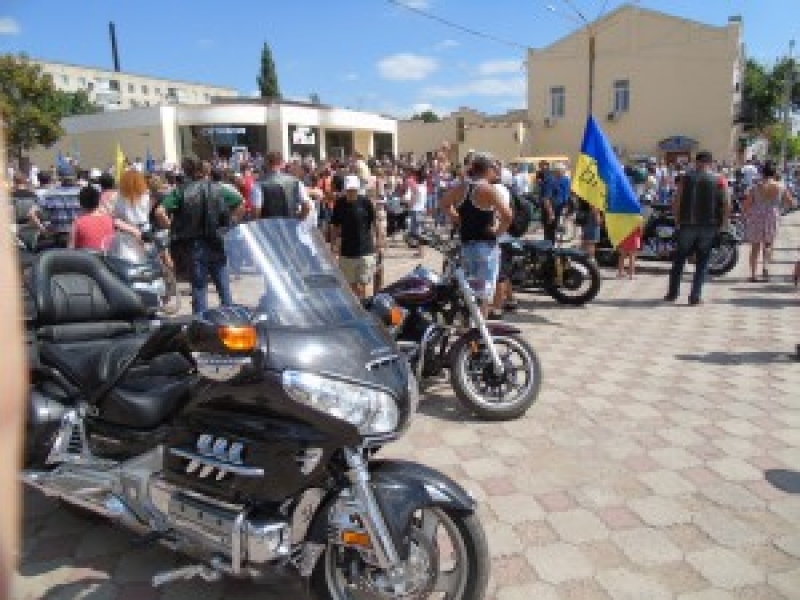 В Балте Одесской области начался первый в истории города слет байкеров