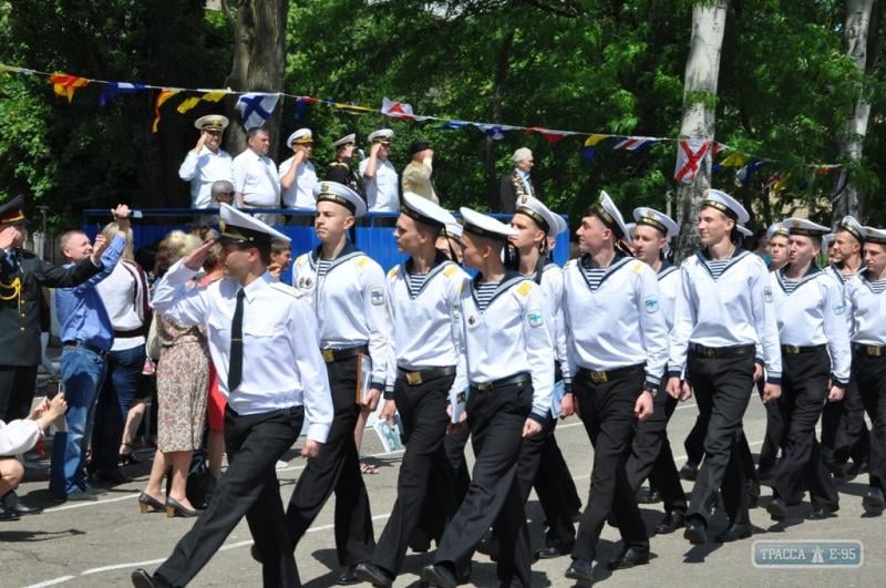 Морской лицей корпус чайка. Военно морской лицей Мариуполь. Военно-морской лицей Хабаровск.