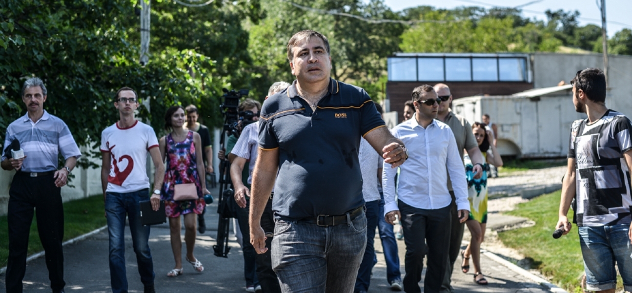 Как Саакашвили с милицией штурмовал виллу олигарха (фото, видео)