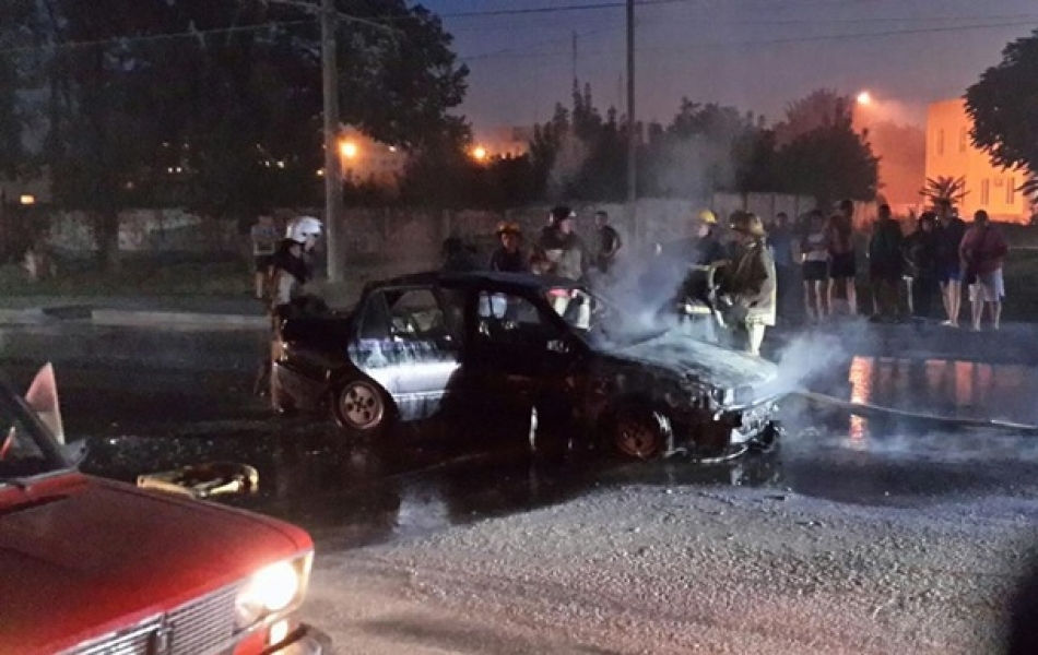 В Одессе на ходу загорелся автомобиль (фото)