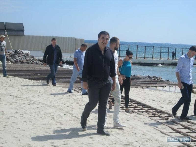 Следующий забор снесут на пляже Кивалова – Саакашвили