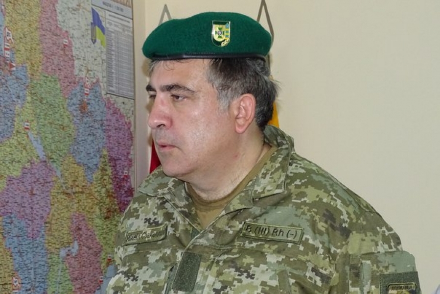 Саакашвили примерил форму пограничника во время визита в Измаил (фото)