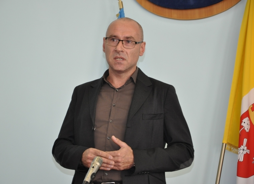 Глава Болградского района удивил чиновников своим неожиданным появлением и раздал первые поручения