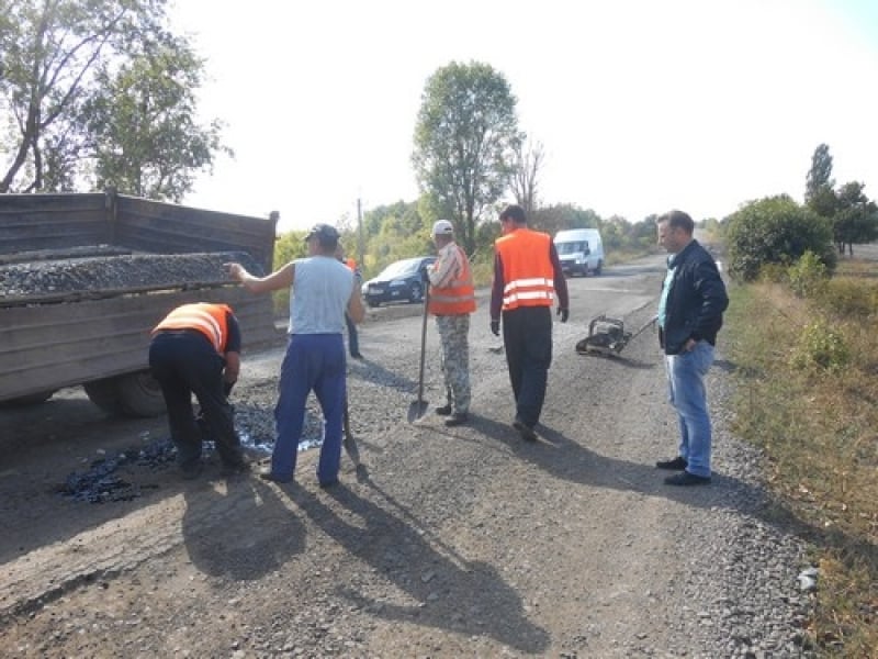 Сельхозпредприятия профинансировали ремонт дороги Кодыма-Балта