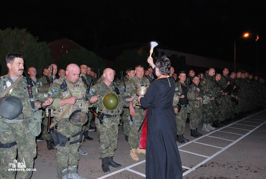 Одесская епархия благословила милиционеров, отправляющихся в зону АТО (фото)