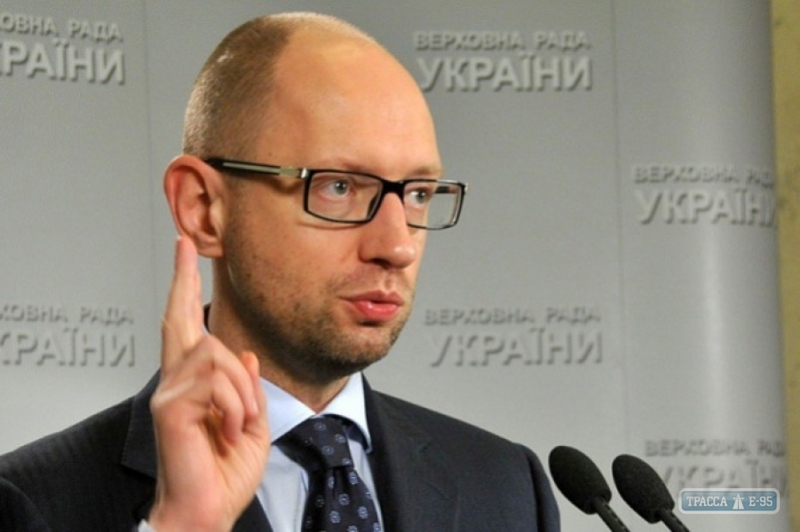 Яценюк ответил на критику главы Одесской области