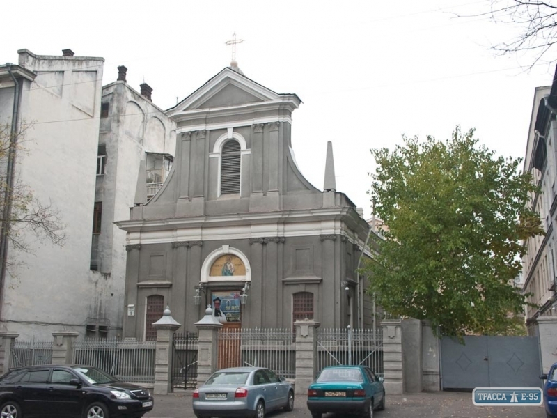 Одесские депутаты вернули римо-католикам здание костела на Гаванной