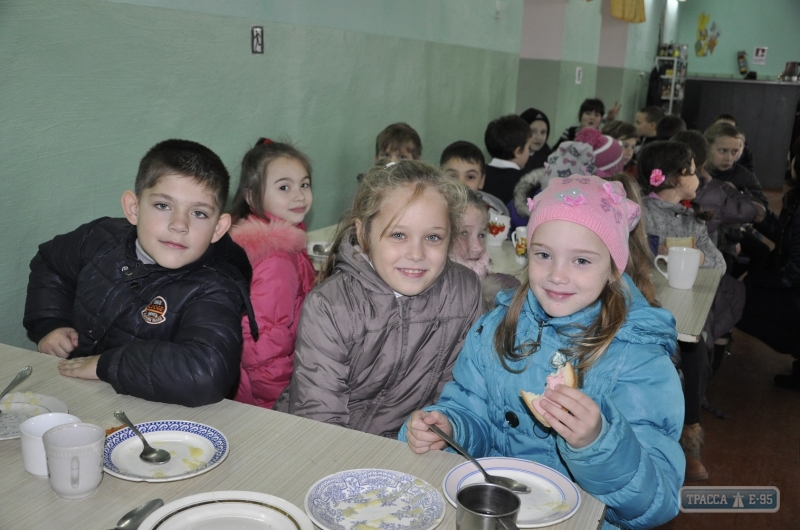 Школьники Болградского района будут питаться на 2,5 грн. в день