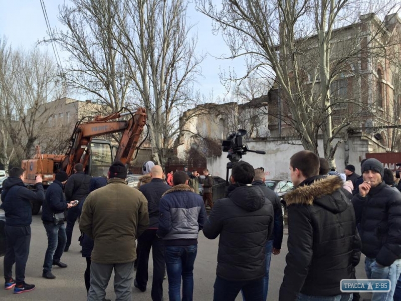 Одесская мэрия снова займется радиорынком на Пересыпи