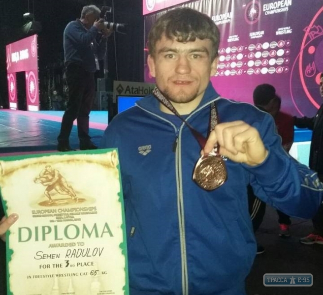 Уроженец Болградского района стал бронзовым призером Чемпионата Европы по вольной борьбе