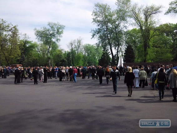 Около двух тысяч полицейских следят за порядком в Одессе 9 мая