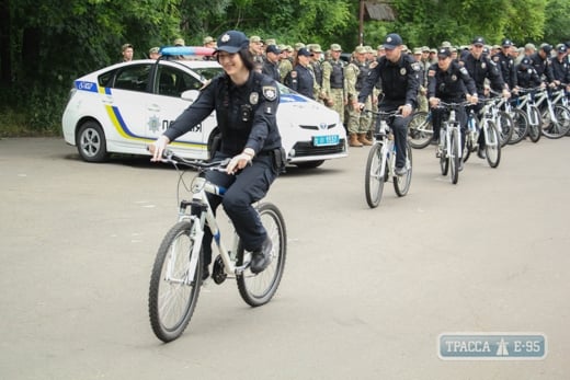Полицейский велопатруль приступил к работе на побережье Одессы