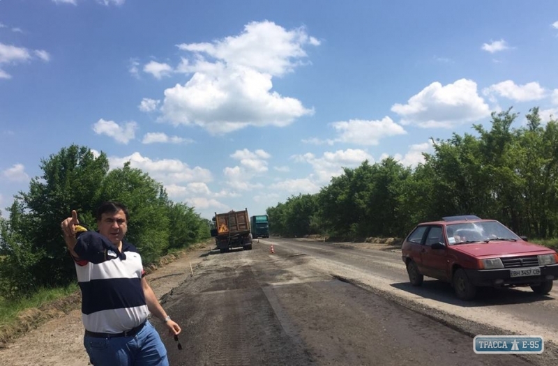 Саакашвили: на ремонт трассы Одесса – Рени выделено еще 30 млн грн