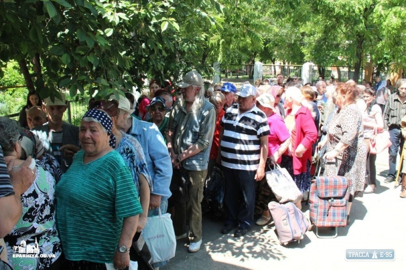 Более 500 переселенцев получили гуманитарную помощь от Одесской епархии