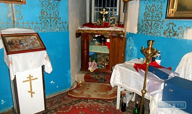 Священник в Измаиле собственноручно поймал вора, который пытался украсть пожертвования