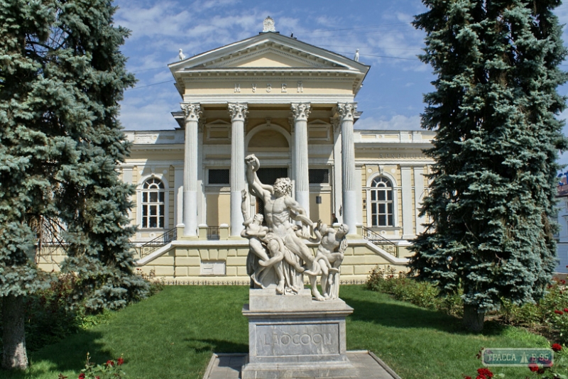 За Одесской оперой и Археологическим музеем теперь можно наблюдать онлайн (видео)